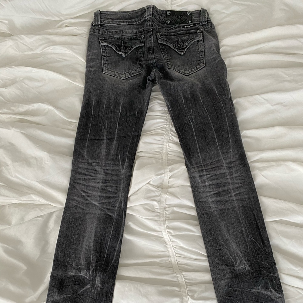Miss me gray distressed jeans size 28 L skinny